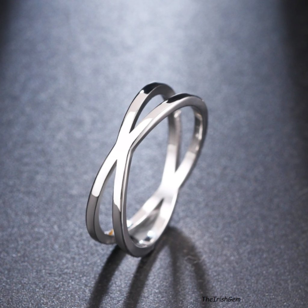 Stainless Steel Criss-Cross Ring